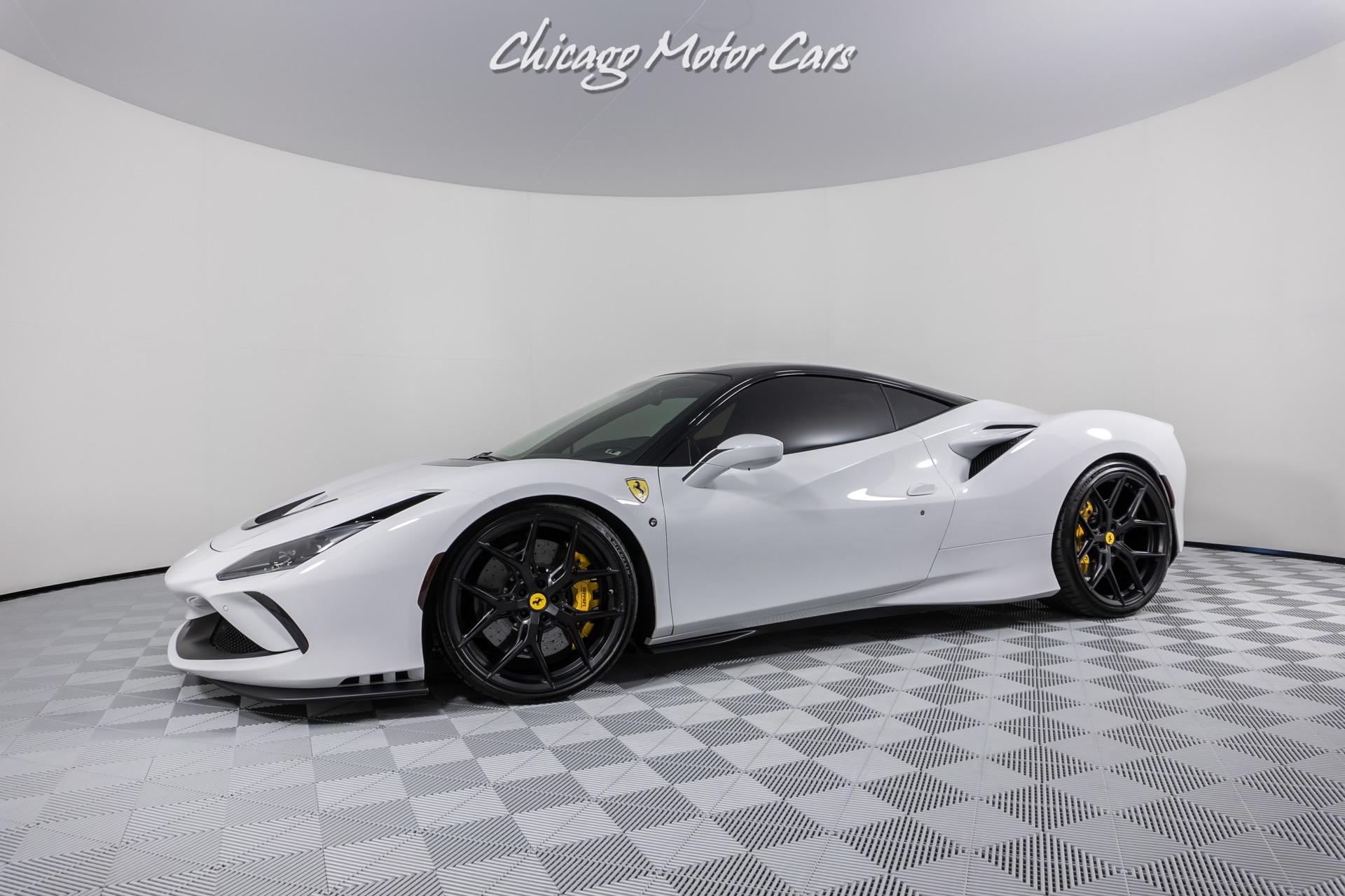 Used-2020-Ferrari-F8-Tributo-Coupe-Bianco-Cervino-NOVITEC-SPORT-SPRINGS-TWO-TONE-BODY-ONLY-5K-Miles