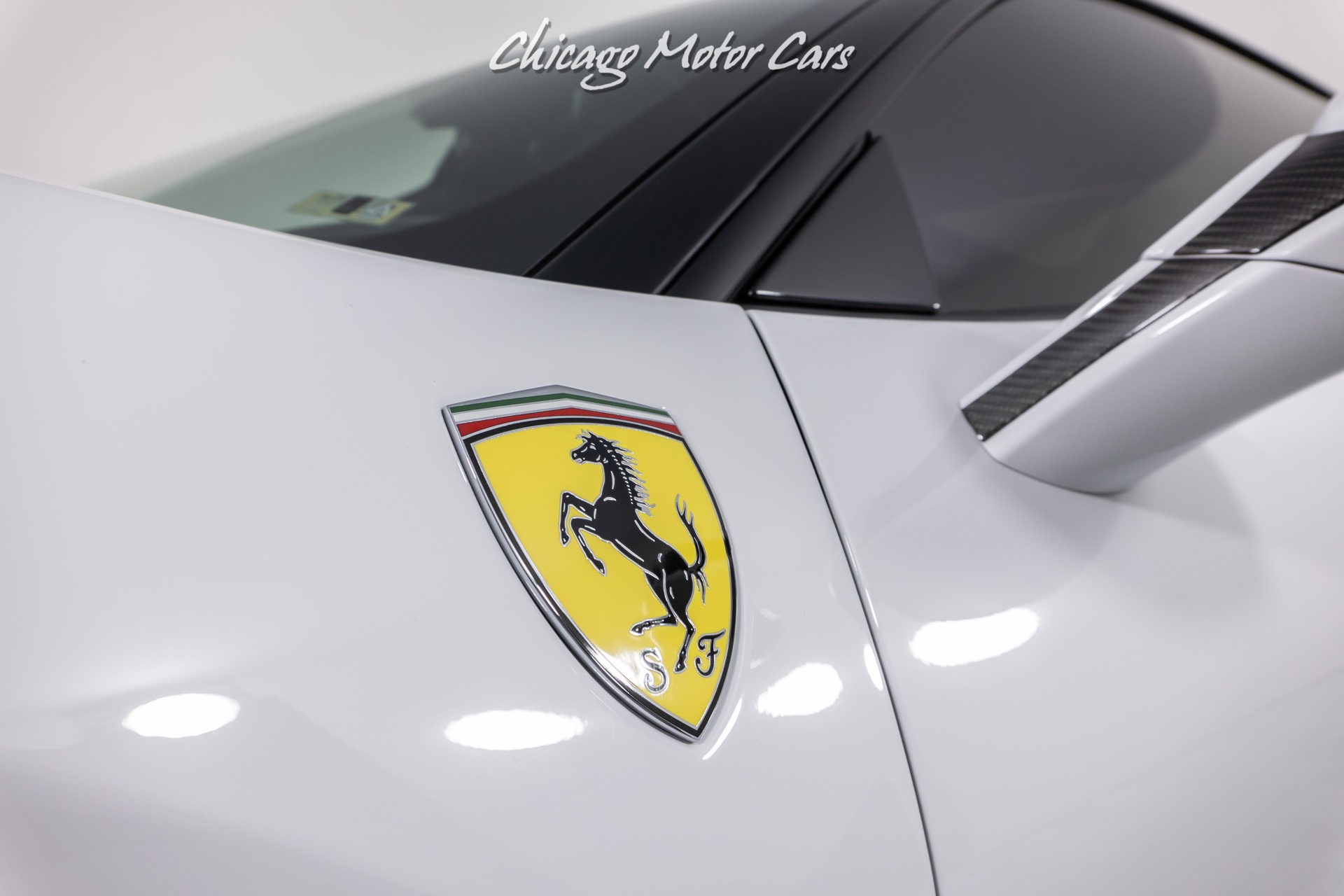 Used-2020-Ferrari-F8-Tributo-Coupe-Bianco-Cervino-NOVITEC-SPORT-SPRINGS-TWO-TONE-BODY-ONLY-5K-Miles