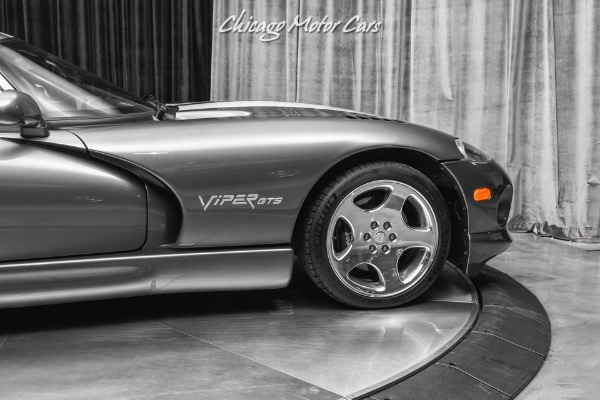 Used-2002-Dodge-Viper-GTS-Coupe-Graphite-Metallic-Dual-Painted-Stripes-ONLY-4K-Miles