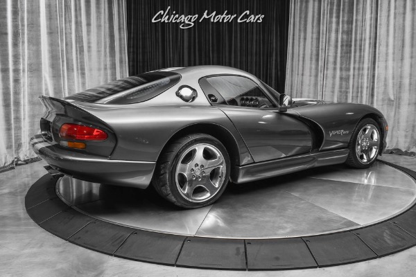Used 2002 Dodge Viper GTS Coupe Graphite Metallic! Dual Painted Stripes! ONLY 4K Miles! for sale Sold at Chicago Motor Cars in West Chicago IL 60185 5