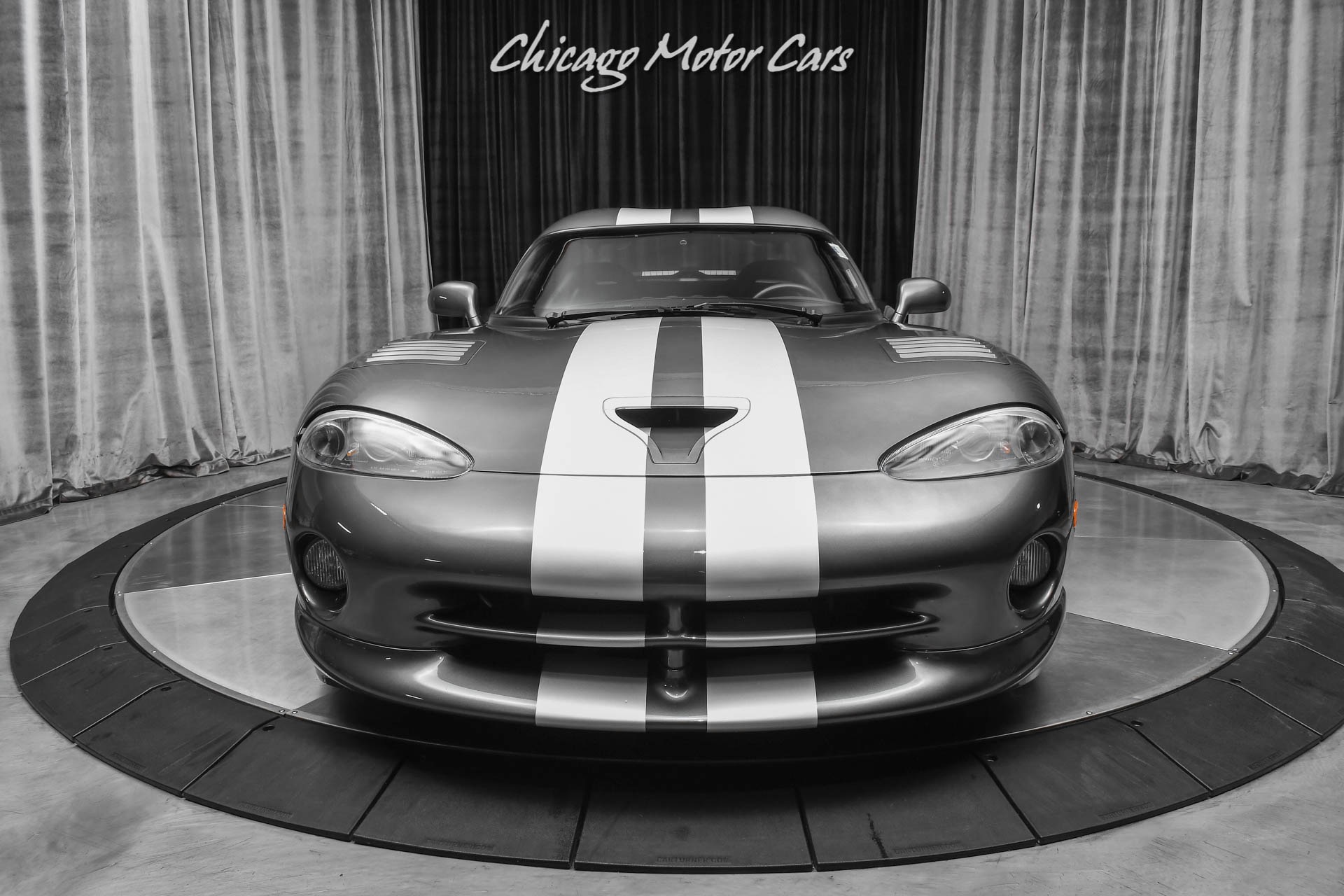 Used-2002-Dodge-Viper-GTS-Coupe-Graphite-Metallic-Dual-Painted-Stripes-ONLY-4K-Miles