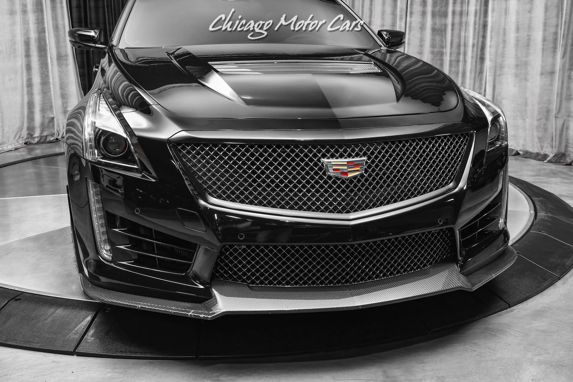 Used-2016-Cadillac-CTS-V-Sedan-Carbon-Fiber-Pack-RECARO-Luxury-Pack-ULTRAVIEW-PANO-ROOF