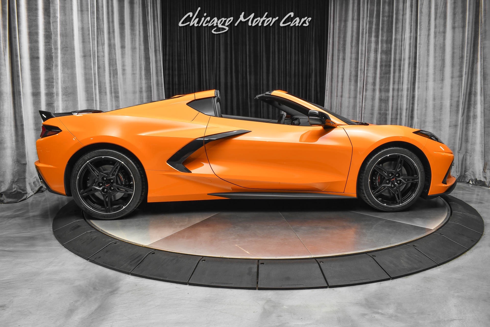 Used-2022-Chevrolet-Corvette-Stingray-C8-3LT-Z51-Performance-Pack-Carbon-Fiber-ONLY-6-Miles-LOADED