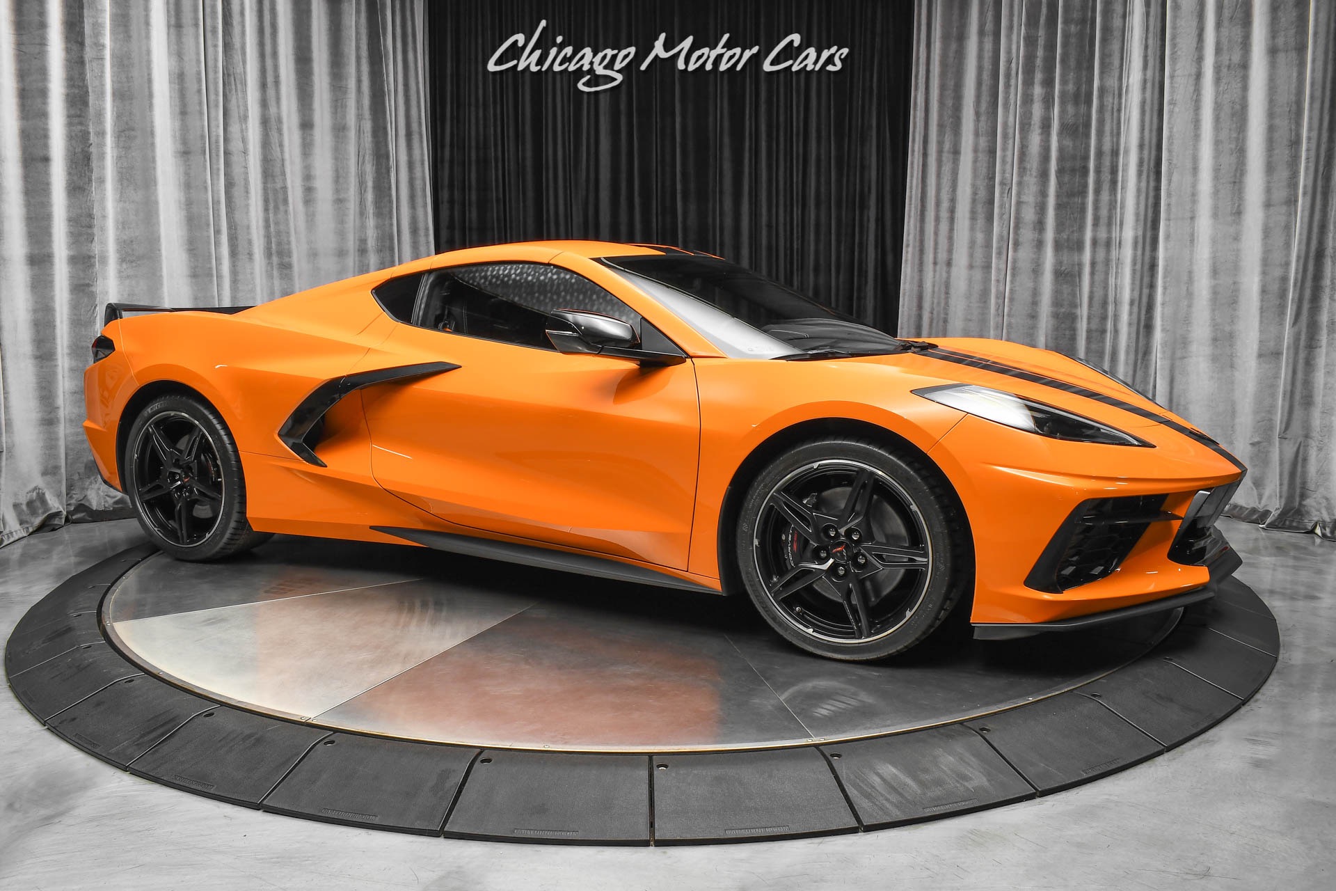 Used-2022-Chevrolet-Corvette-Stingray-C8-3LT-Z51-Performance-Pack-Carbon-Fiber-ONLY-6-Miles-LOADED