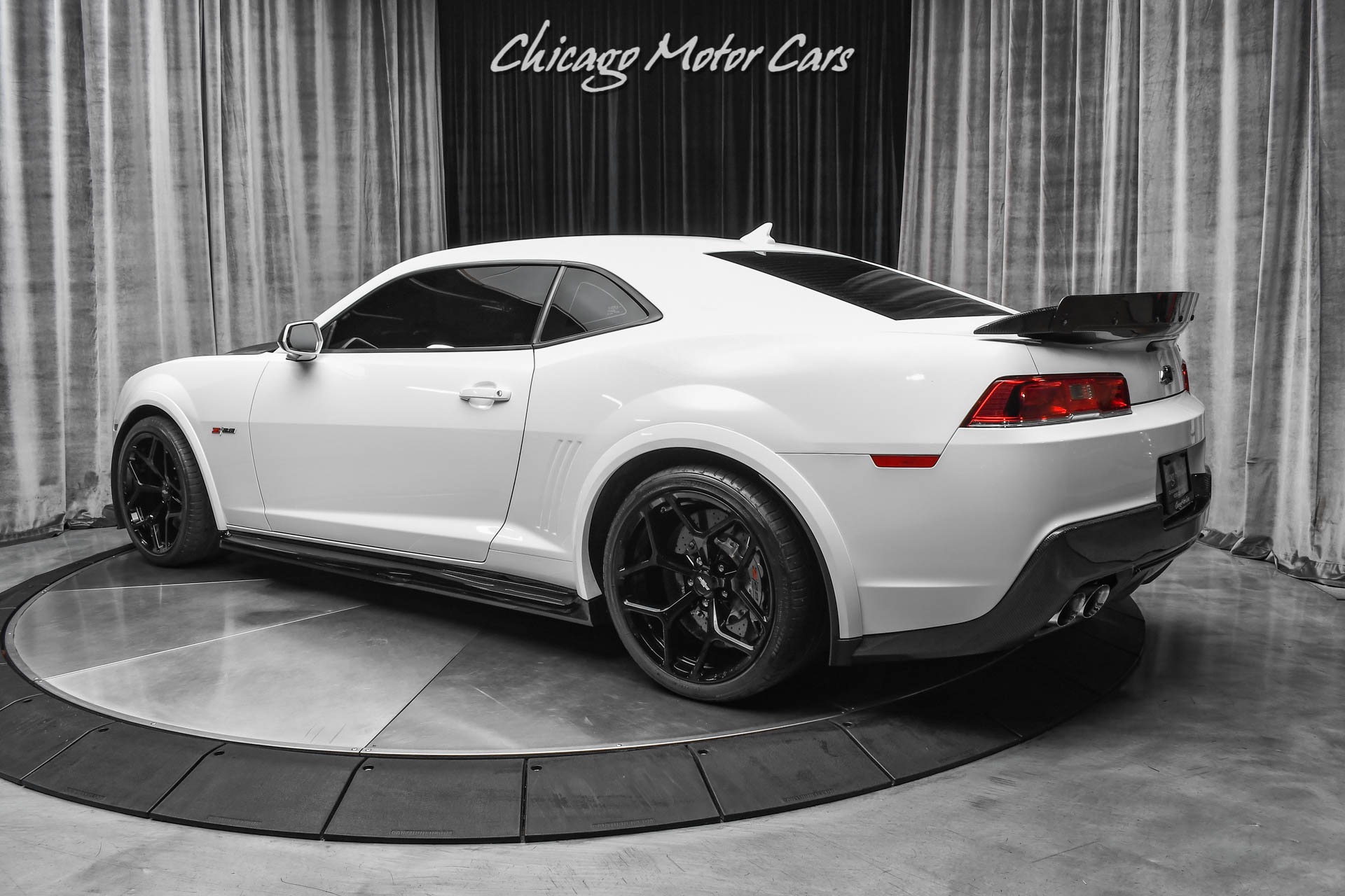 Used-2015-Chevrolet-Camaro-Z28-Coupe-Summit-White-6-Speed-Manual-Highly-Desired-LOW-Miles