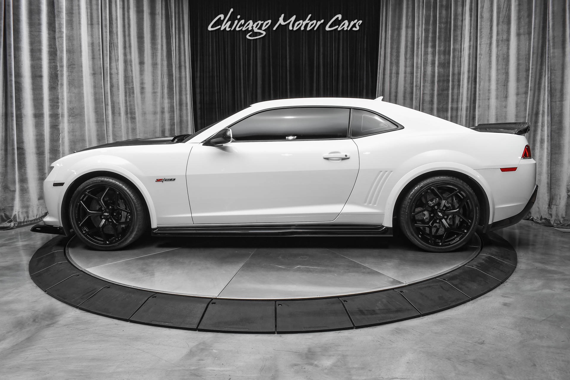 Used-2015-Chevrolet-Camaro-Z28-Coupe-Summit-White-6-Speed-Manual-Highly-Desired-LOW-Miles