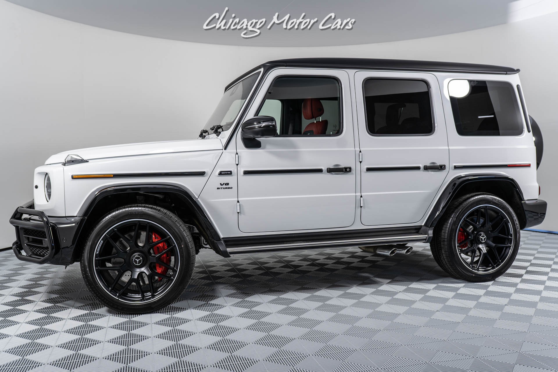 Used-2021-Mercedes-Benz-G63-AMG-Carbon-Fiber-Package-Comfort-Package-Exclusive-Nappa-Leather-RARE-100-Miles