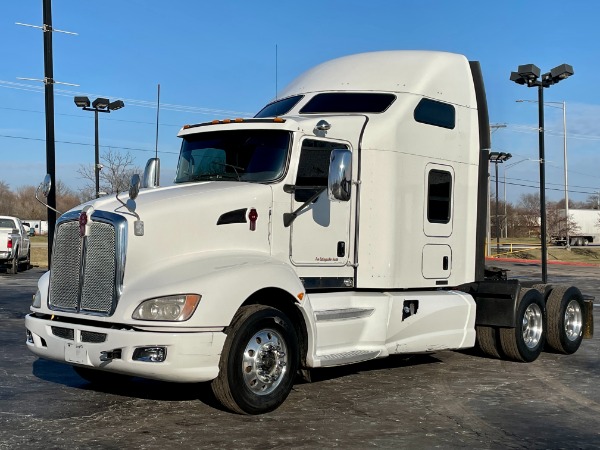 Used 2013 Kenworth T660 AeroCab Sleeper - Cummins ISX - 500 Horsepower - 13 Speed Manual for sale Sold at Chicago Motor Cars in West Chicago IL 60185 1