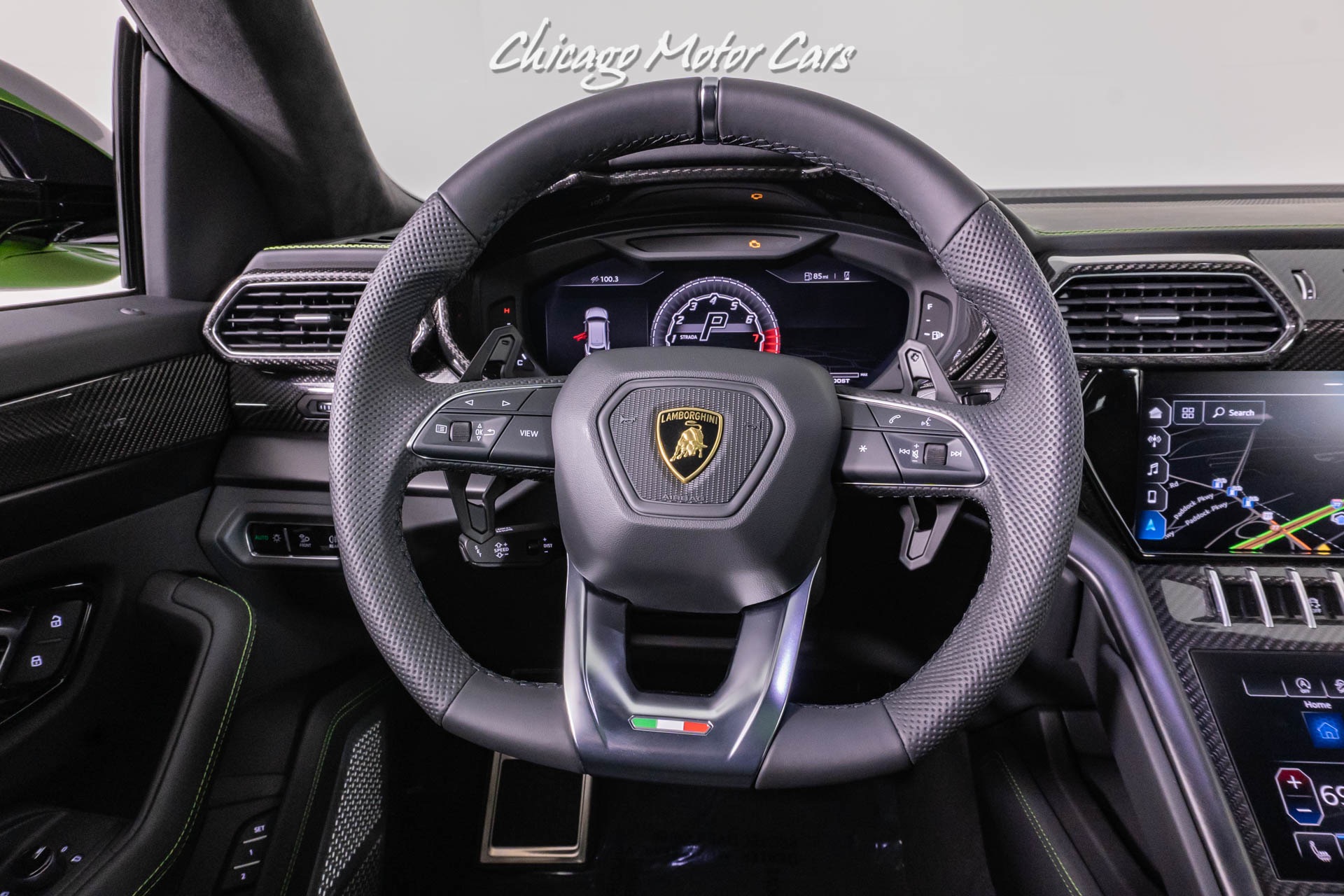 Used-2021-Lamborghini-Urus-SUV-Super-RARE-Verde-Selvans-Paint-Ad-Personam-B-O-3D-Sound-LOADED