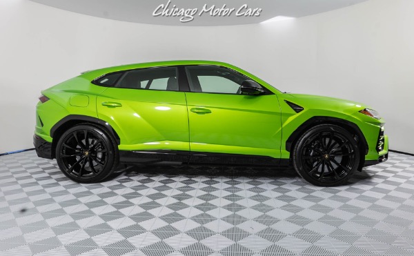 Used 2021 Lamborghini Urus SUV Super RARE Verde Selvans Paint Ad Personam B&O 3D Sound LOADED for sale Sold at Chicago Motor Cars in West Chicago IL 60185 4