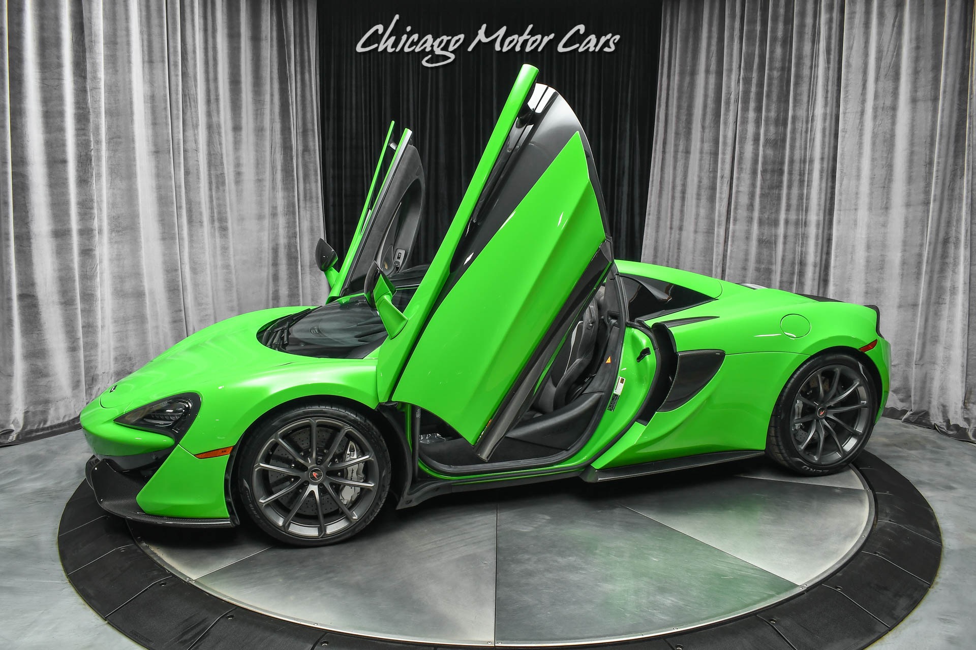 Used 2018 McLaren 570S Spider Convertible Mantis Green Full PPF! Low MIles! $60K+ in Options! LOADED for sale Sold at Chicago Motor Cars in West Chicago IL 60185 1