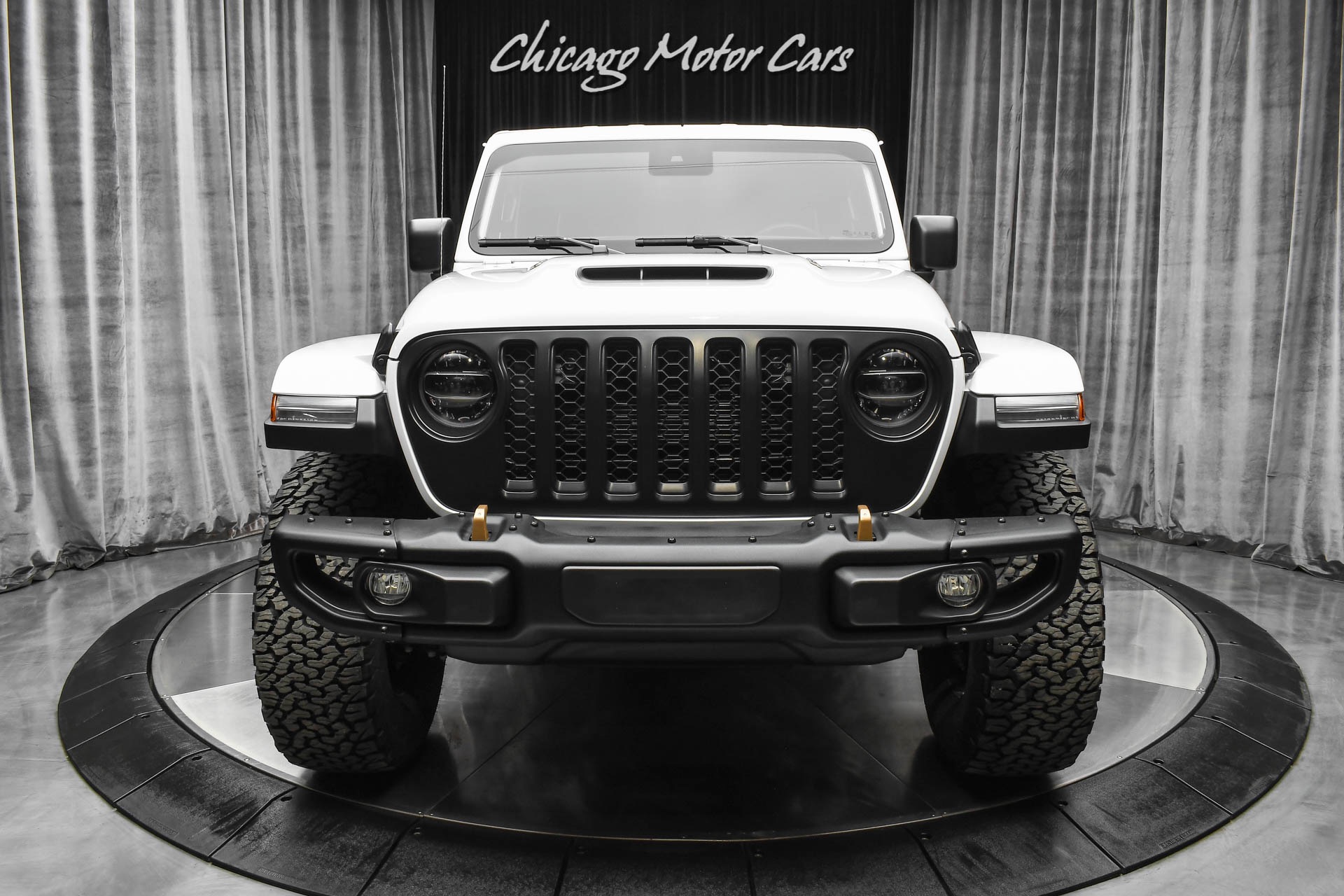 Used-2021-Jeep-Wrangler-Unlimited-Rubicon-392-Newly-Released-Xtreme-Recon-Package-64L-HEMI-35-Beadlock-Wheel