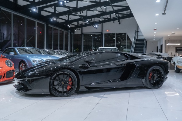 Used-2015-Lamborghini-Aventador-LP-700-4-AWD-Coupe-Low-Miles-B-Rogue-Exhaust-Full-Body-PPF