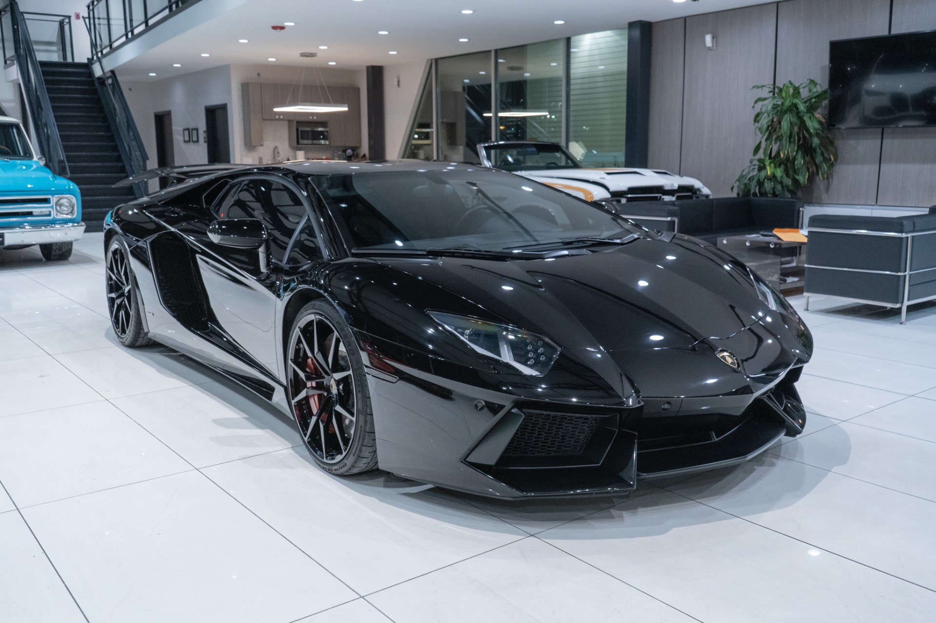 Used-2015-Lamborghini-Aventador-LP-700-4-AWD-Coupe-Low-Miles-B-Rogue-Exhaust-Full-Body-PPF