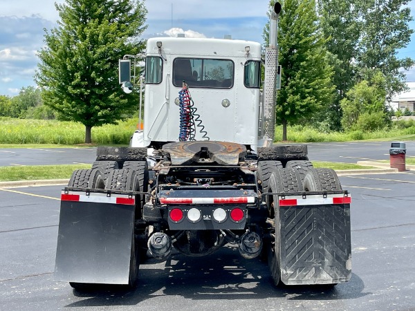 Used 2016 Kenworth T800 Day Cab - Cummins ISX15 - 450 HP - Automatic - Double Lockers - 46K Rears for sale Sold at Chicago Motor Cars in West Chicago IL 60185 6