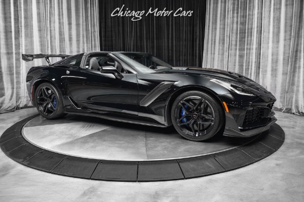 Used 2019 Chevrolet Corvette ZR1 3ZR ZTK Package 7-Speed Manual Extremely Low Miles Rare Example for sale Sold at Chicago Motor Cars in West Chicago IL 60185 6