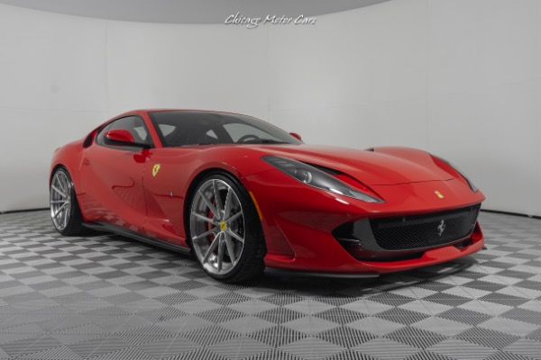 Used-2019-Ferrari-812-Superfast-Coupe-LOW-Miles-Carbon-Steering-Wheel-Racing-Wheels-Front-PPF-LOADED