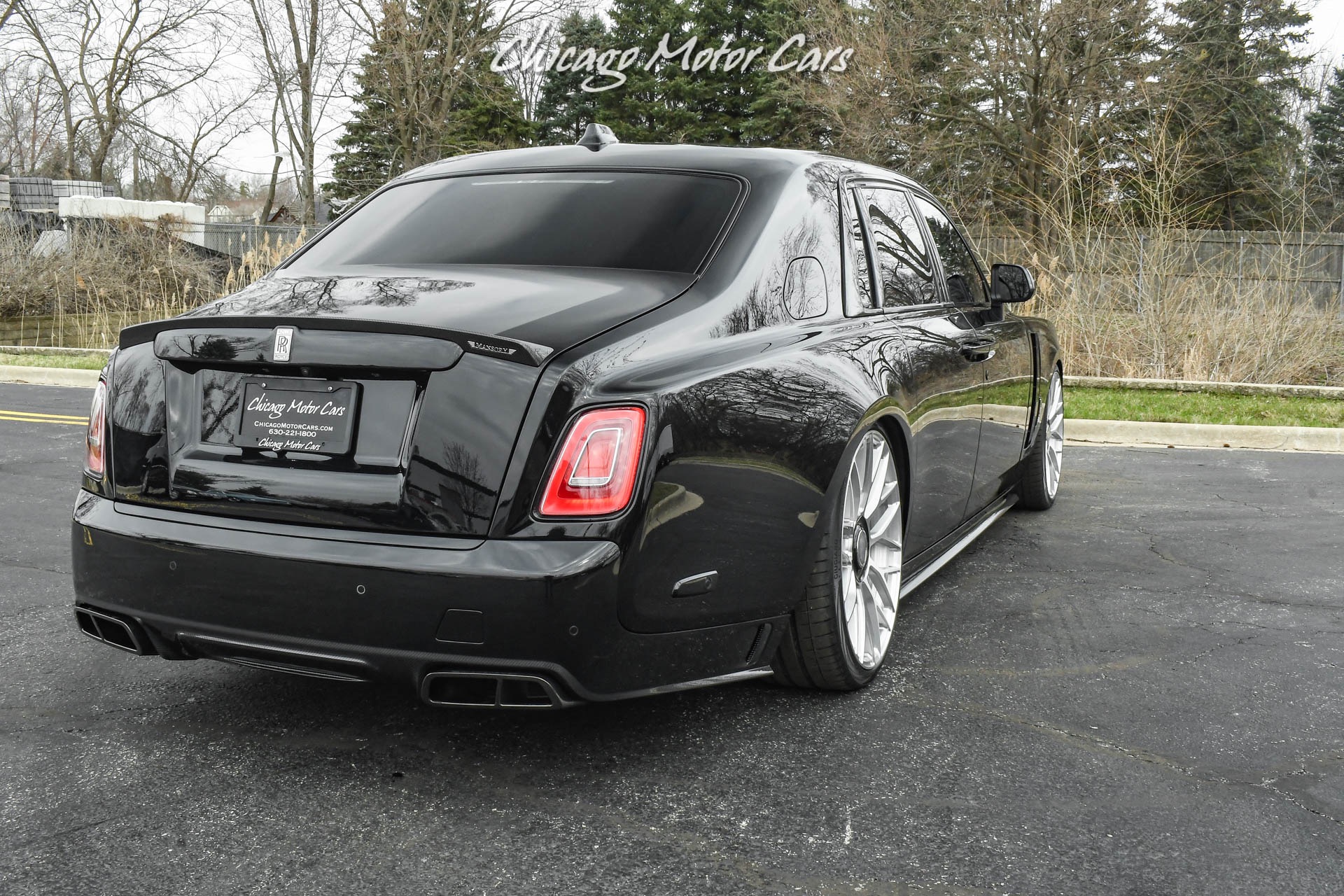 Used-2021-Rolls-Royce-Phantom-Mansory-Package-Carbon-Fiber-Anrky-Wheels-LOADED-Starlight-Headliner