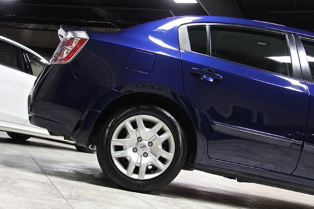 New-2011-Nissan-Sentra-20