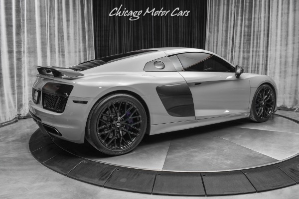 Used 2017 Audi R8 5.2 quattro V10 Plus Coupe Audi Exclusive Nardo Grey! LOW Miles! LOADED! for sale Sold at Chicago Motor Cars in West Chicago IL 60185 5