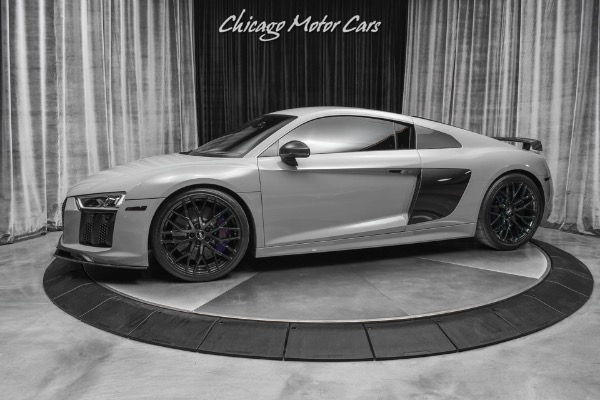 Used 2017 Audi R8 5.2 quattro V10 Plus Coupe Audi Exclusive Nardo Grey! LOW Miles! LOADED! for sale Sold at Chicago Motor Cars in West Chicago IL 60185 1