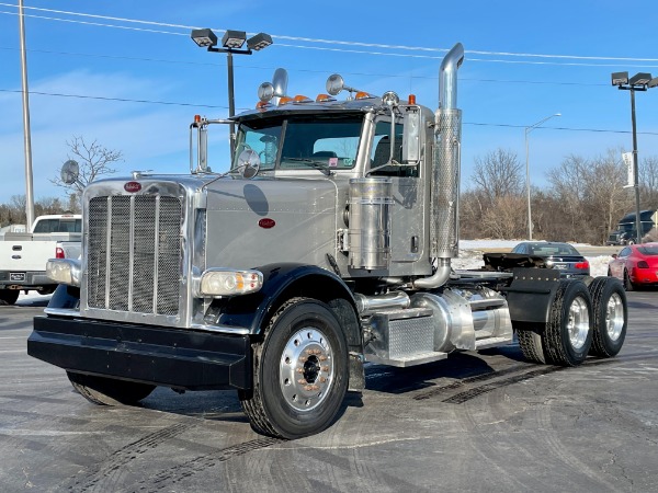 Used 2012 Peterbilt 388 Day Cab - 475 Horsepower - 10 Speed - WET KIT! for sale Sold at Chicago Motor Cars in West Chicago IL 60185 1