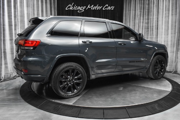 Used 2017 Jeep Grand Cherokee Altitude SUV RARE Rhino Grey Paint UConnect 8.4 Display 20inch Wheels for sale Sold at Chicago Motor Cars in West Chicago IL 60185 5