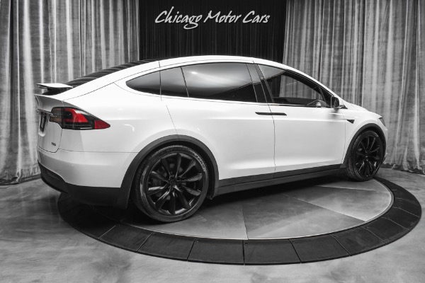 Used 2018 Tesla Model X 75D SUV Pearl White Multi-Coat! 7-Seat Config! Enhanced Autopilot! for sale Sold at Chicago Motor Cars in West Chicago IL 60185 5