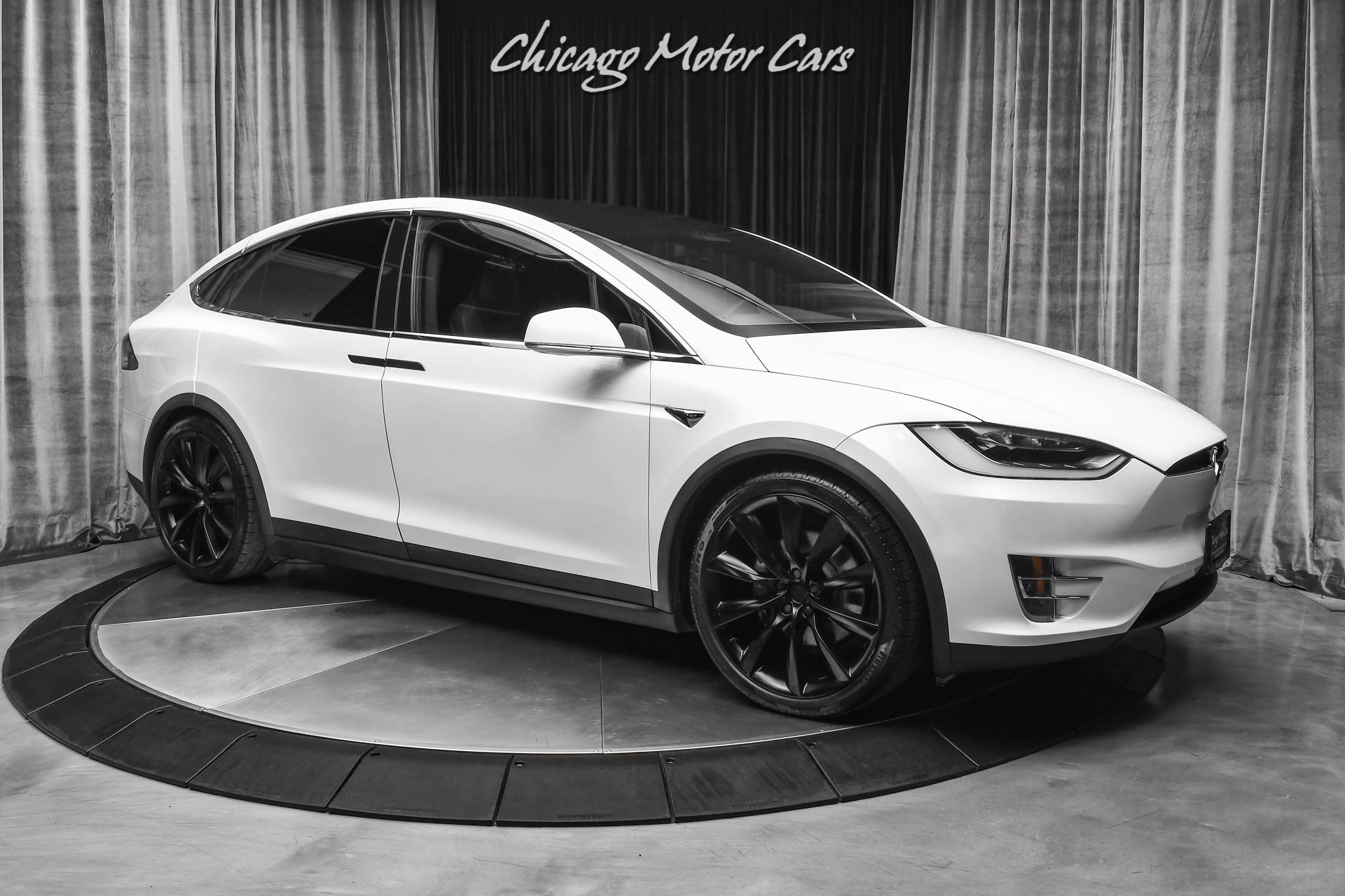 Used-2018-Tesla-Model-X-75D-SUV-Pearl-White-Multi-Coat-7-Seat-Config-Enhanced-Autopilot