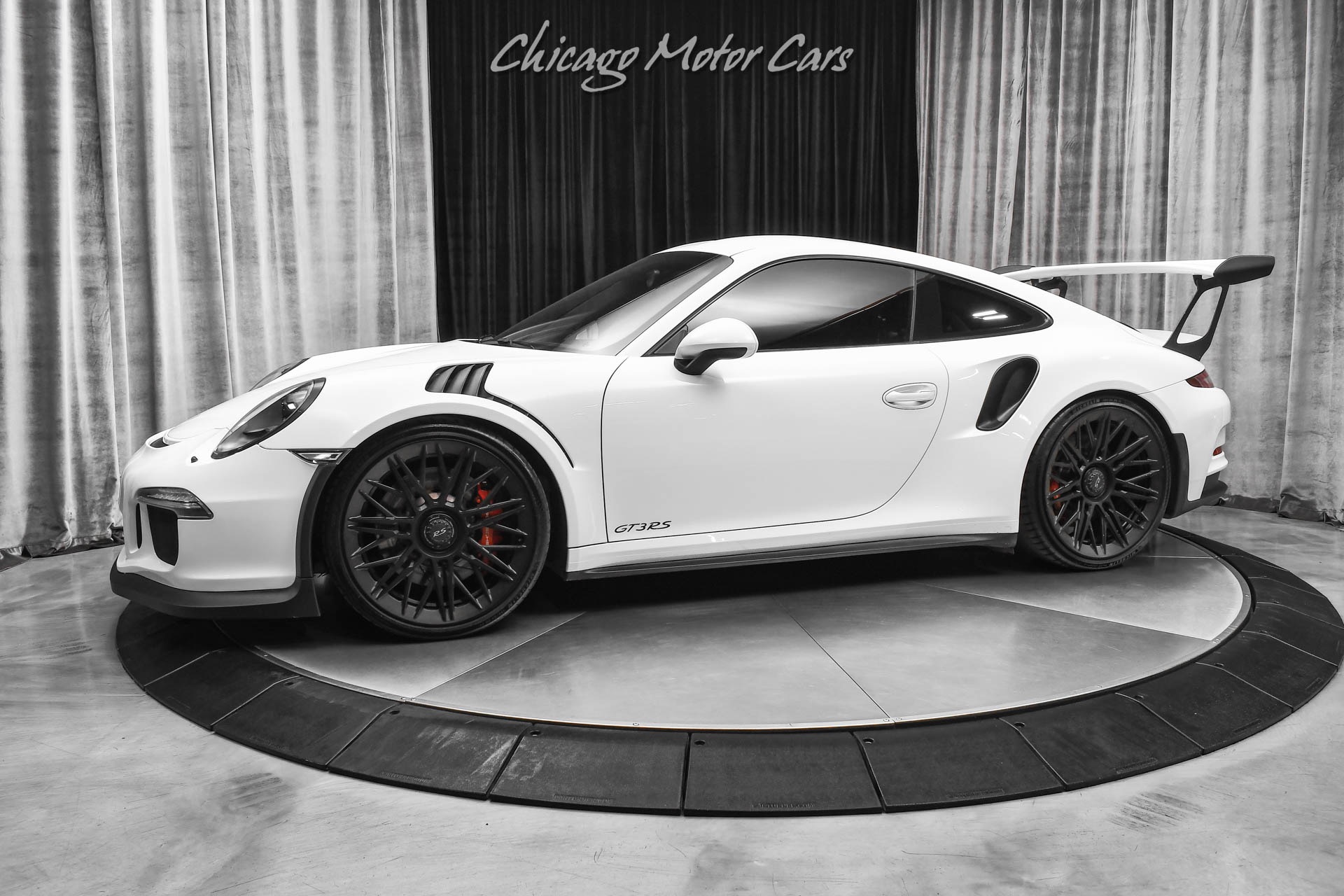 Used 2016 Porsche 911 GT3 RS Carbon Bucket Seats! Soul Performance Exhaust! Serviced! for sale Sold at Chicago Motor Cars in West Chicago IL 60185 1