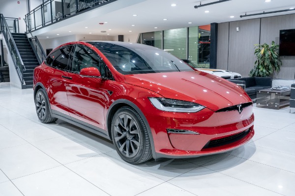 Used 2022 Tesla Model X Plaid 1020HP Full Self Driving! Six Seat! Black & White Prem Carbon Fiber for sale Sold at Chicago Motor Cars in West Chicago IL 60185 6