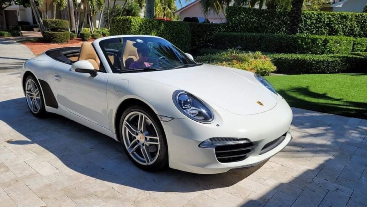 Used 2013 Porsche 911 Carrera Convertible White PDK PDLS Sport Chrono used-2013-porsche-911-carrera-convertible-white-pdk-pdls-sport-chrono
