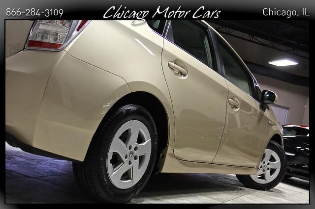 New-2011-Toyota-Prius-III
