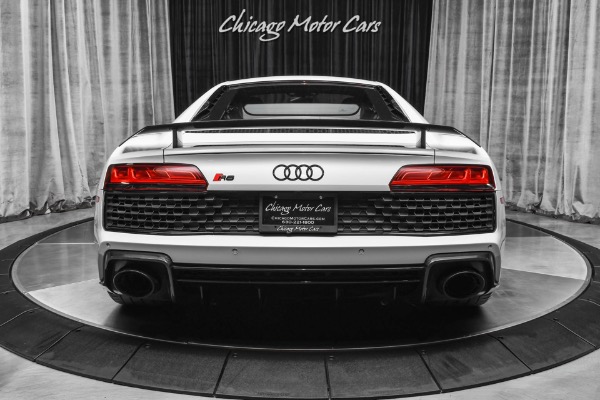 Used 2020 Audi R8 5.2 quattro V10 performance Coupe Carbon Fiber! Sport Seats! LOADED for sale Sold at Chicago Motor Cars in West Chicago IL 60185 4