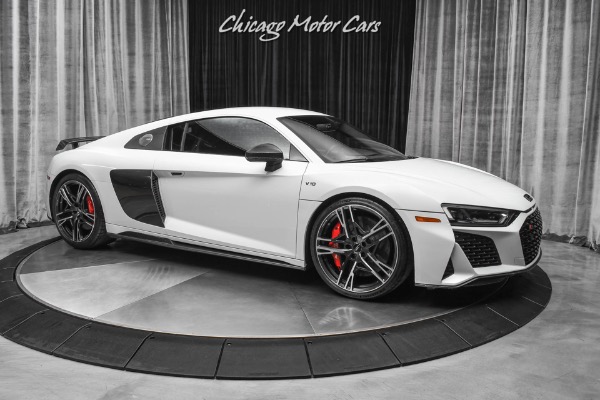 Used 2020 Audi R8 5.2 quattro V10 performance Coupe Carbon Fiber! Sport Seats! LOADED for sale Sold at Chicago Motor Cars in West Chicago IL 60185 6