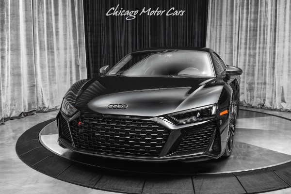 Used 2020 Audi R8 5.2 quattro V10 performance Coupe LOW Miles! Carbon Fiber! LOADED for sale Sold at Chicago Motor Cars in West Chicago IL 60185 2