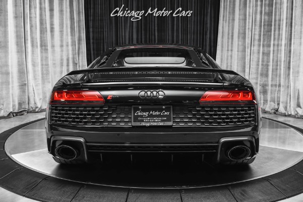 Used 2020 Audi R8 5.2 quattro V10 performance Coupe LOW Miles! Carbon Fiber! LOADED for sale Sold at Chicago Motor Cars in West Chicago IL 60185 4