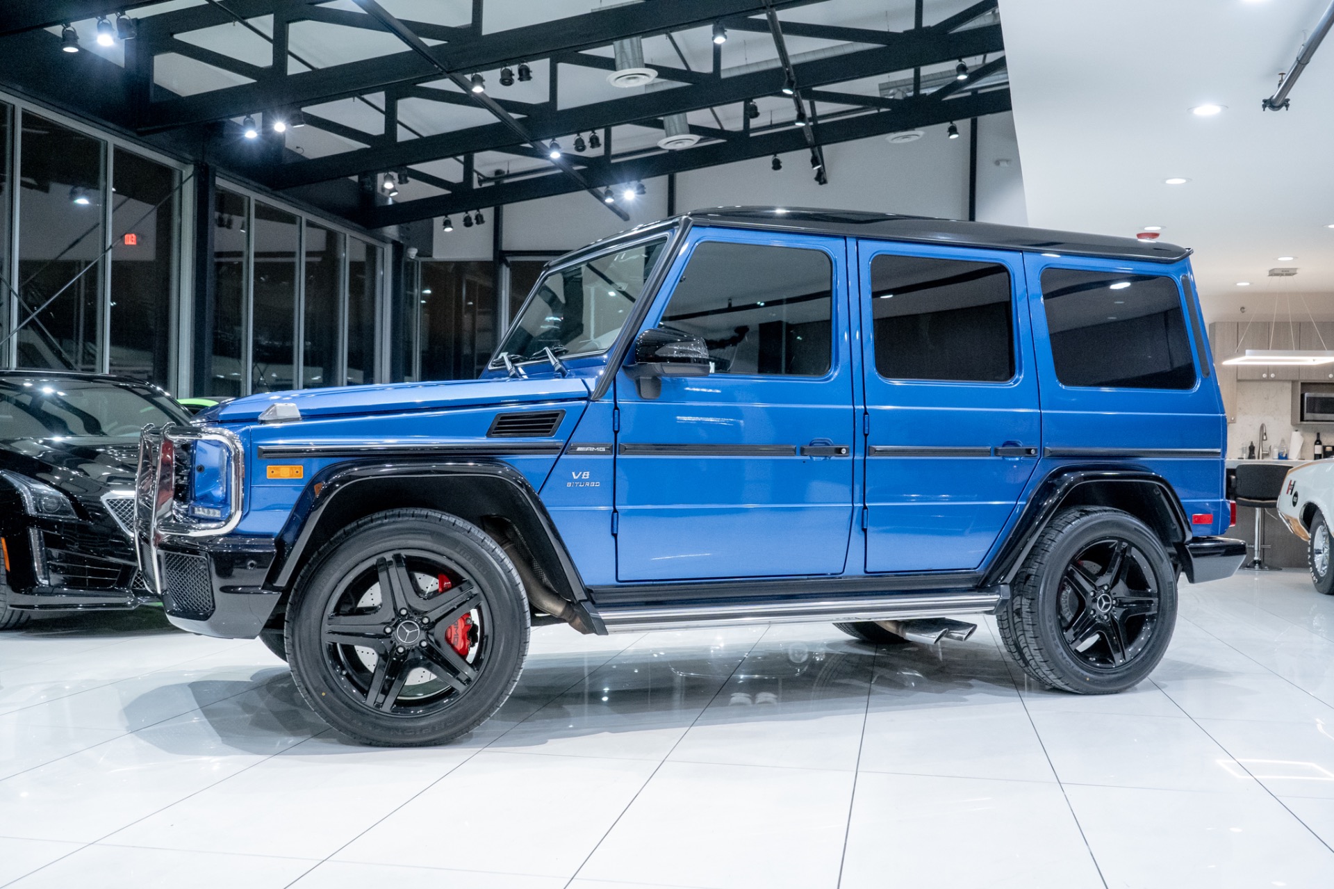 Used-2018-Mercedes-Benz-G63-AMG-4Matic-SUV-RARE-Designo-Manufaktur-Mauritius-Blue-Night-Pkg-LOADED