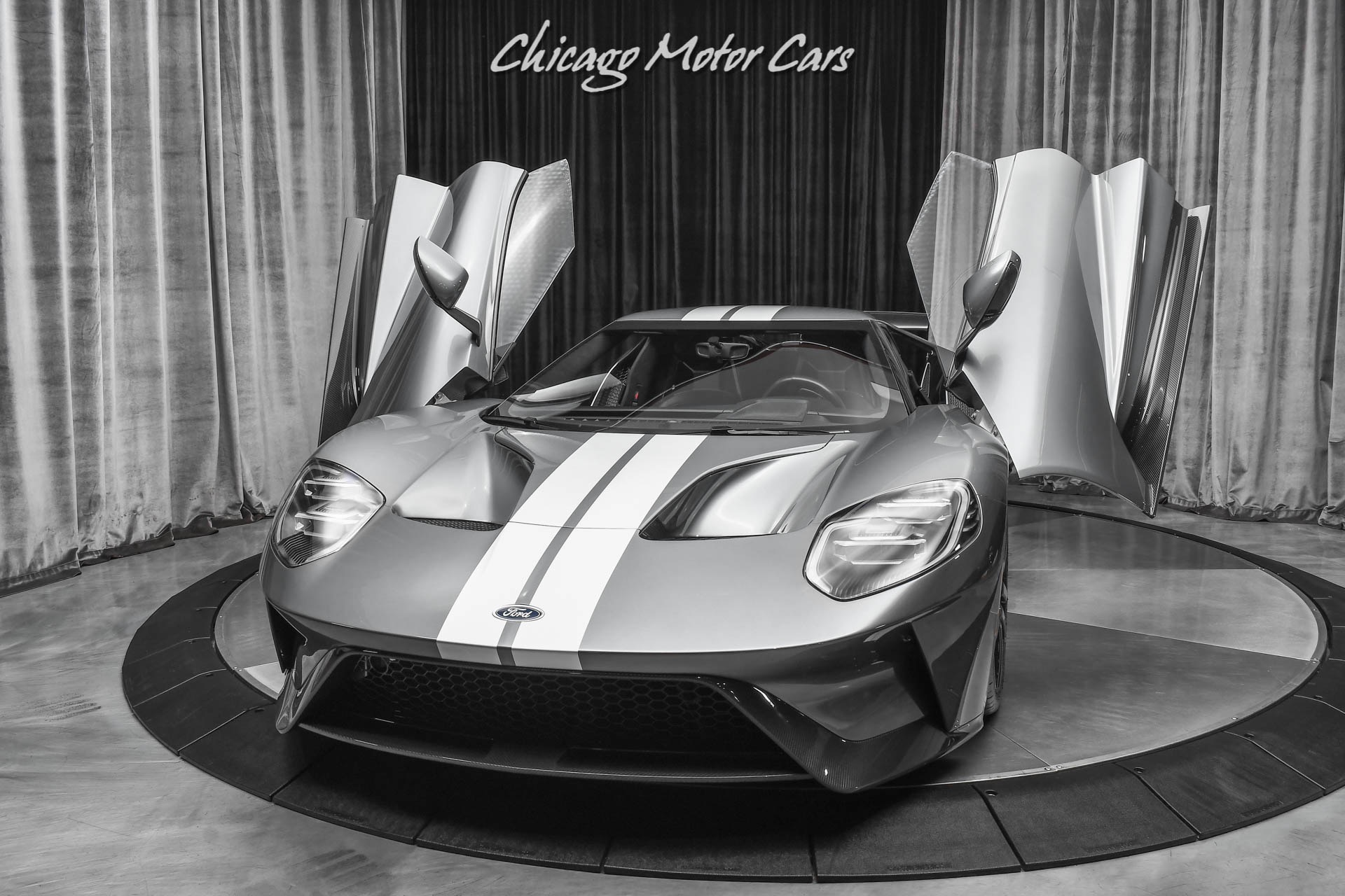 Used-2019-Ford-GT-Coupe-Liquid-Grey-Ultra-RARE-Carbon-Fiber-Pkg-Carbon-Wheels-LOADED