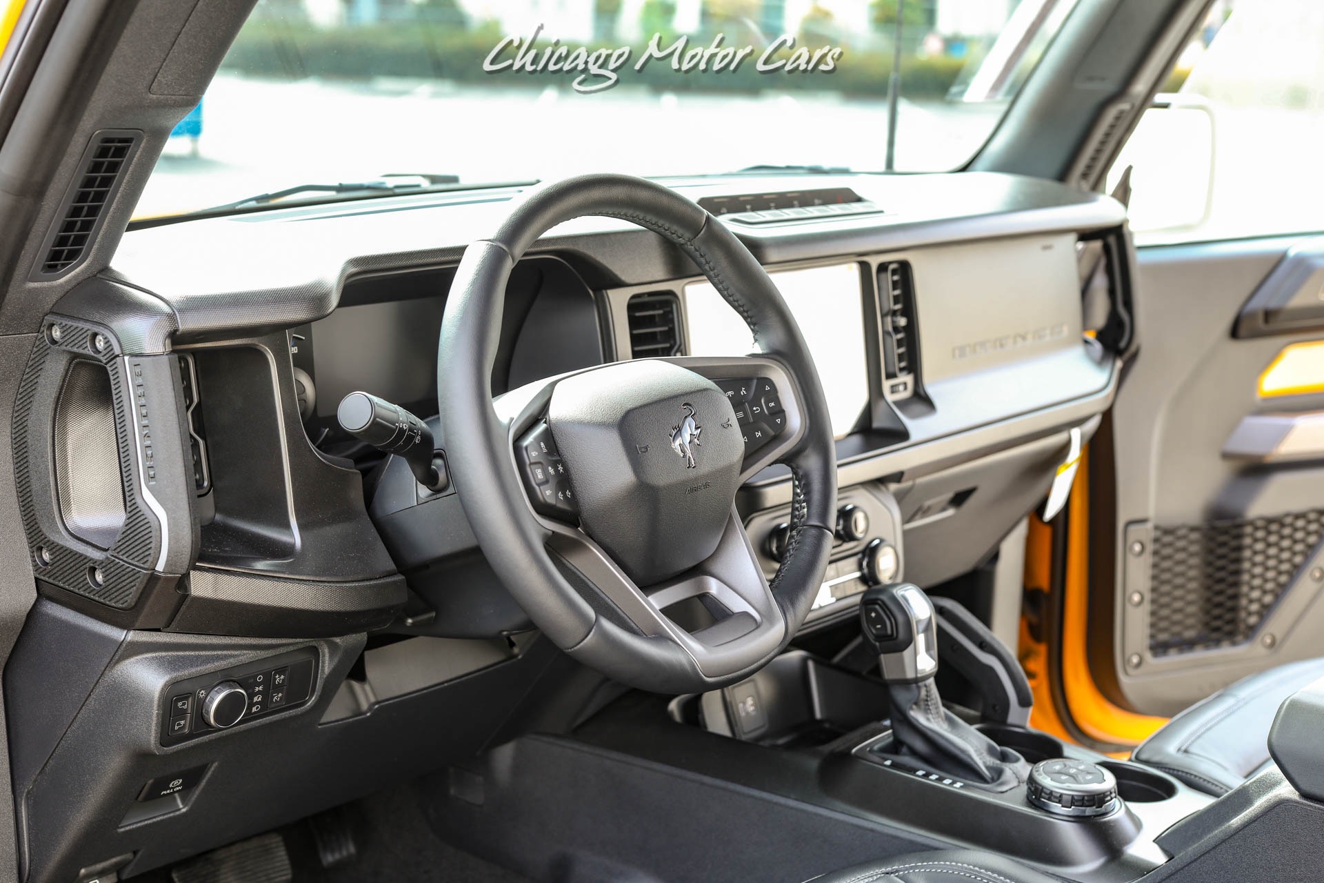 Used-2021-Ford-Bronco-First-Edition-Advanced-4X4-SUV-Cyber-Orange-Metallic-ONLY-800-Miles-LOADED