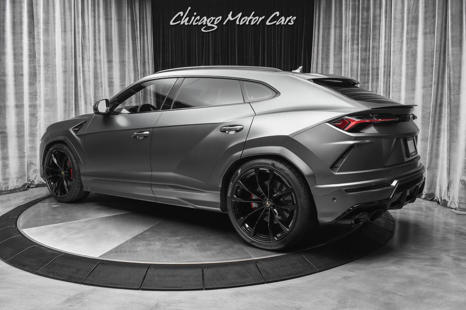 Used-2020-Lamborghini-Urus-Full-Satin-XPEL-PPF-Carbon-Fiber-Loaded-with-Options-Full-ADAS-Pack