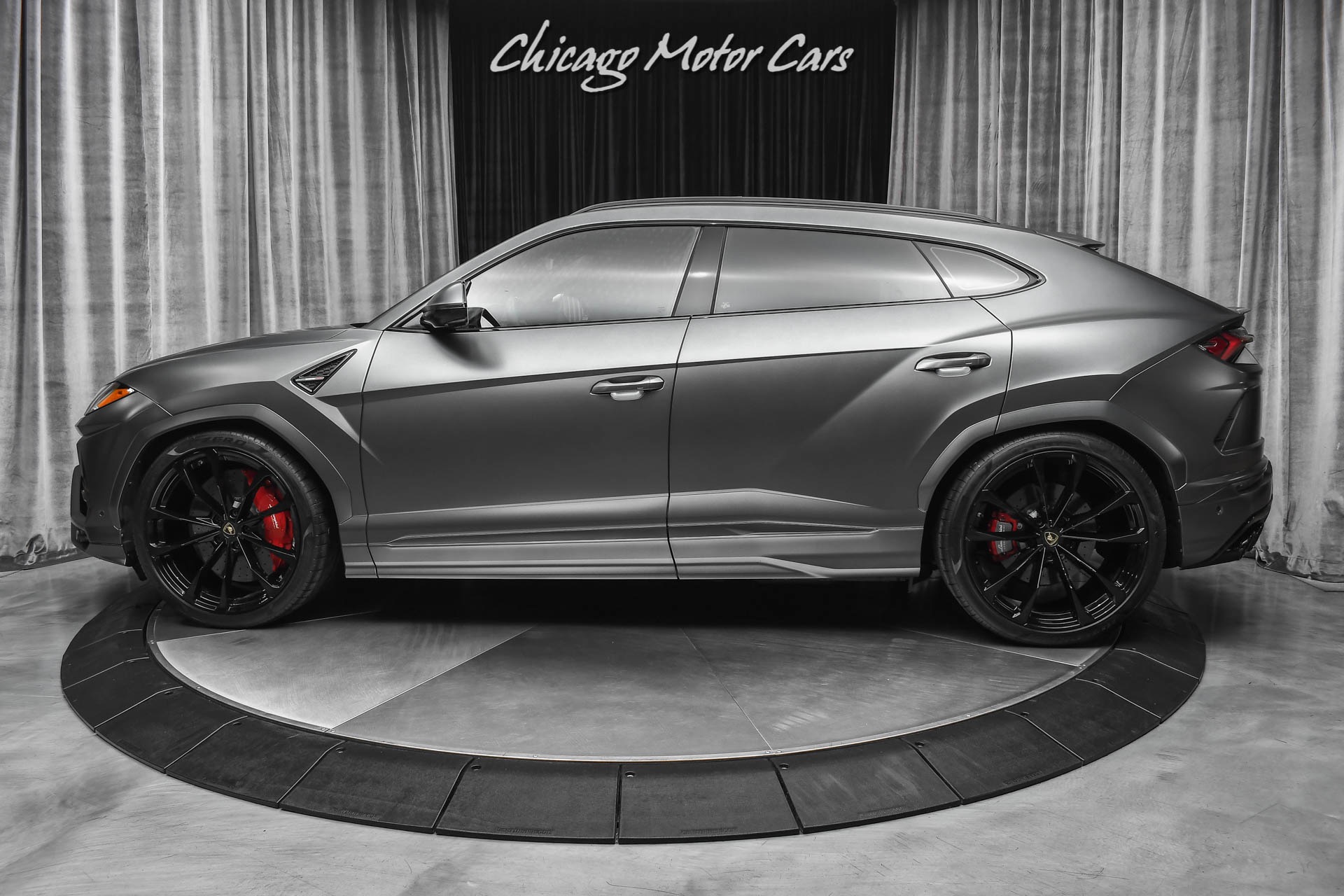 Used-2020-Lamborghini-Urus-Full-Satin-XPEL-PPF-Carbon-Fiber-Loaded-with-Options-Full-ADAS-Pack