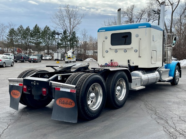 Used 2018 Peterbilt 389 Low Roof Sleeper - Cummins X15 - 565 HP - 18 Speed Manual for sale Sold at Chicago Motor Cars in West Chicago IL 60185 6