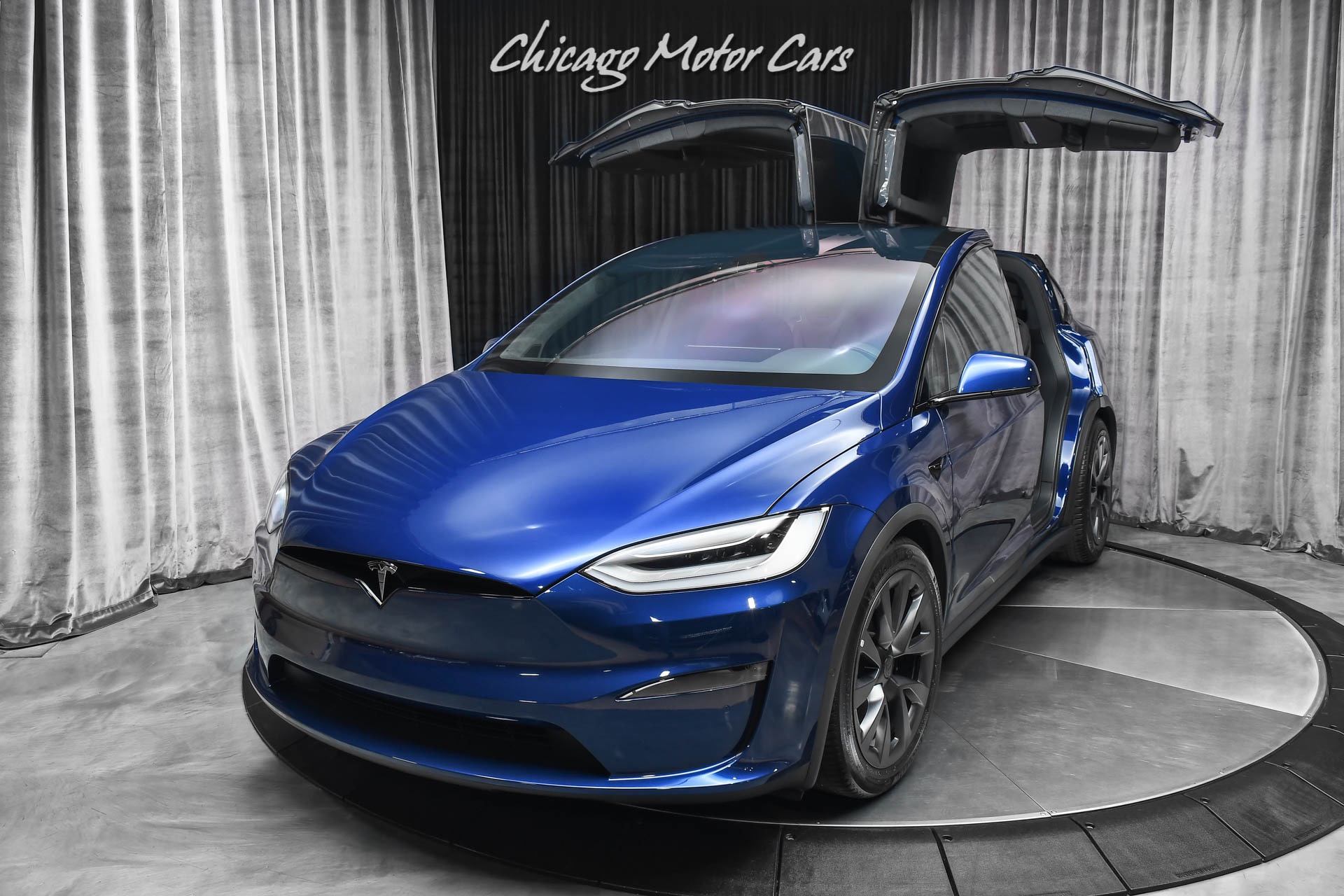 Used-2022-Tesla-Model-X-Plaid-SUV-ONLY-200-Miles-1020-HP-Worlds-Quickest-SUV-6-Seat-Config