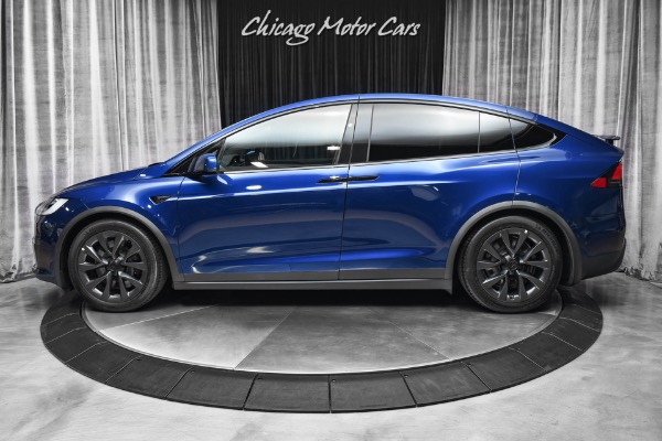 Used-2022-Tesla-Model-X-Plaid-SUV-ONLY-200-Miles-1020-HP-Worlds-Quickest-SUV-6-Seat-Config