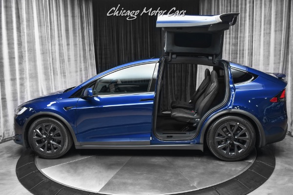 Used-2022-Tesla-Model-X-Plaid-SUV-ONLY-200-Miles-1020-HP-Worlds-Quickest-SUV-6-Seat-Config