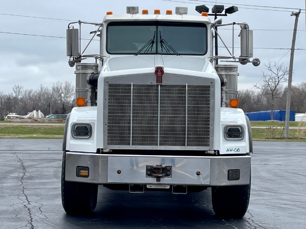 Used 2006 Kenworth T800 HEAVY HAUL DAY CAB - C15 ACERT - 18 Speed - Double Frame for sale Sold at Chicago Motor Cars in West Chicago IL 60185 2
