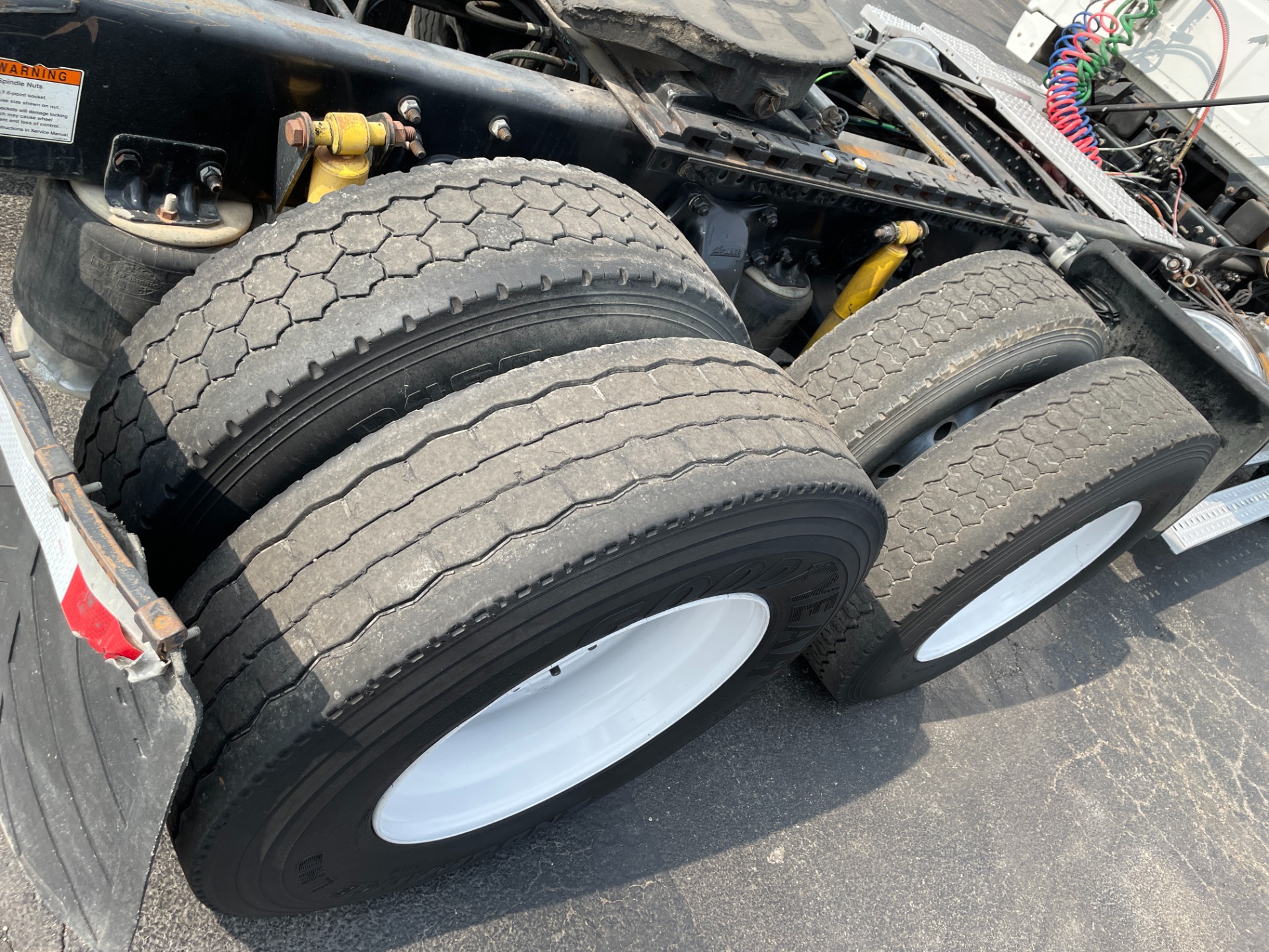 2007 STERLING TRUCK A9500 SERIES - Image 12