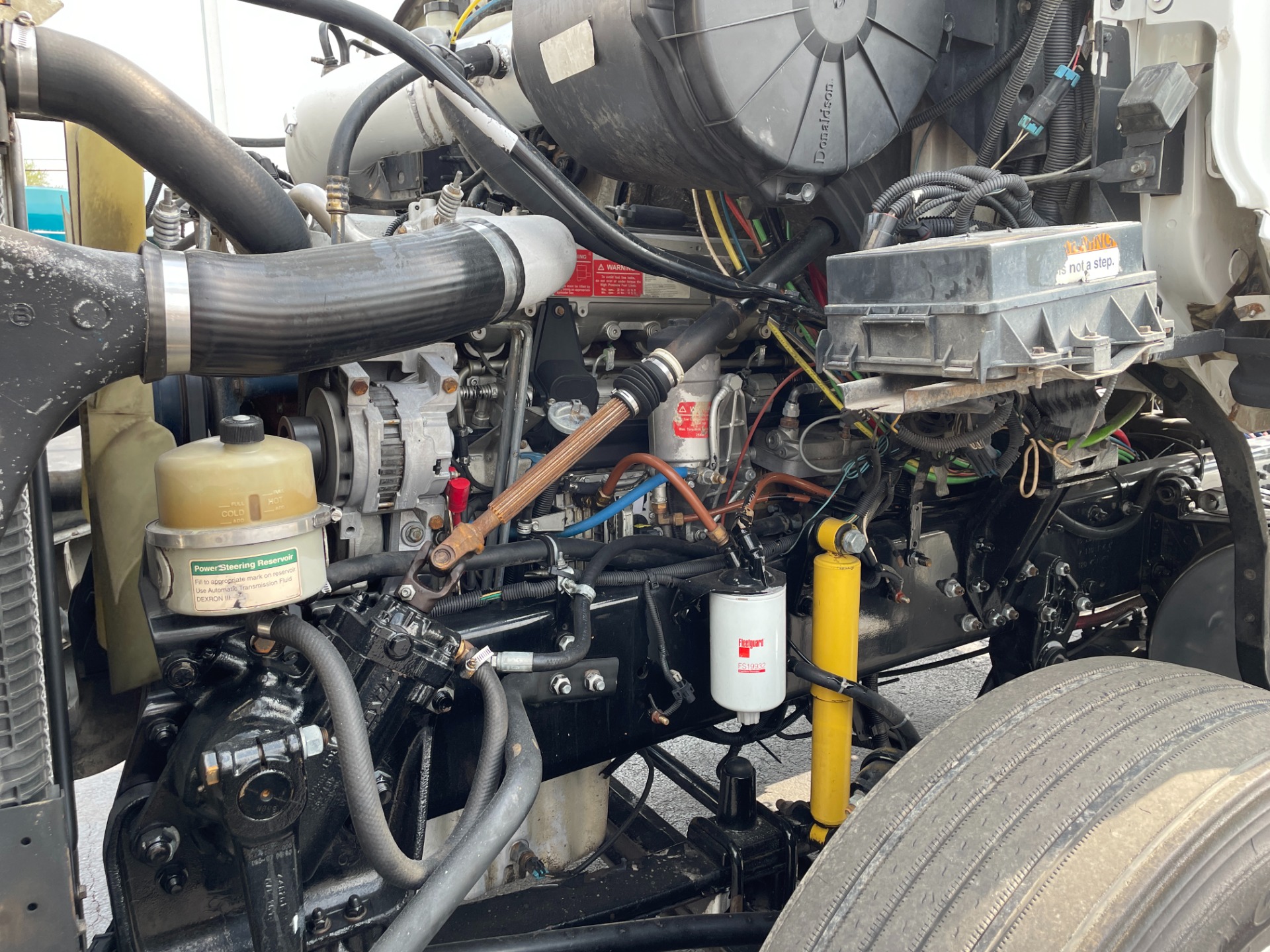 2007 STERLING TRUCK A9500 SERIES - Image 23