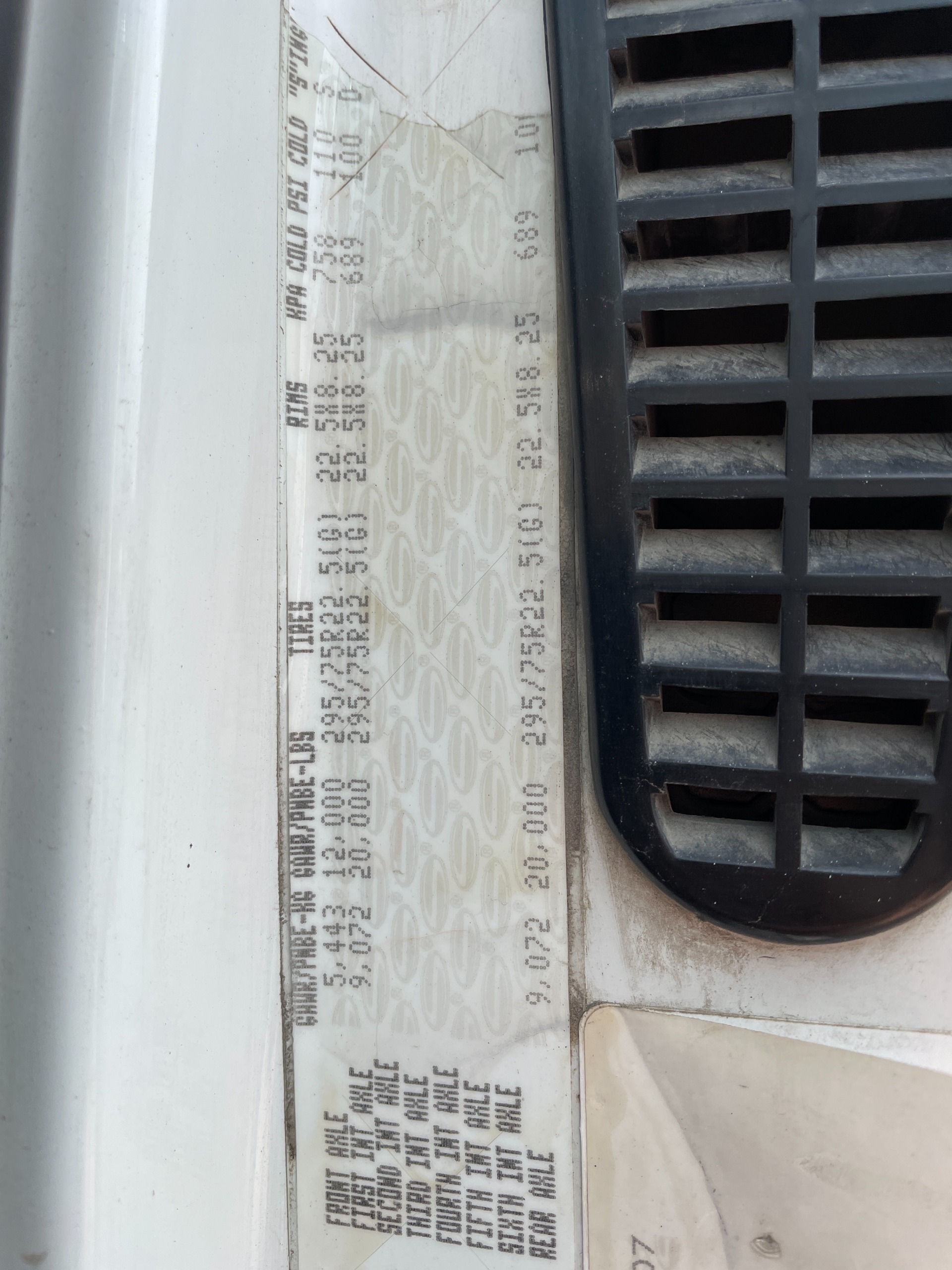 2007 STERLING TRUCK A9500 SERIES - Image 27